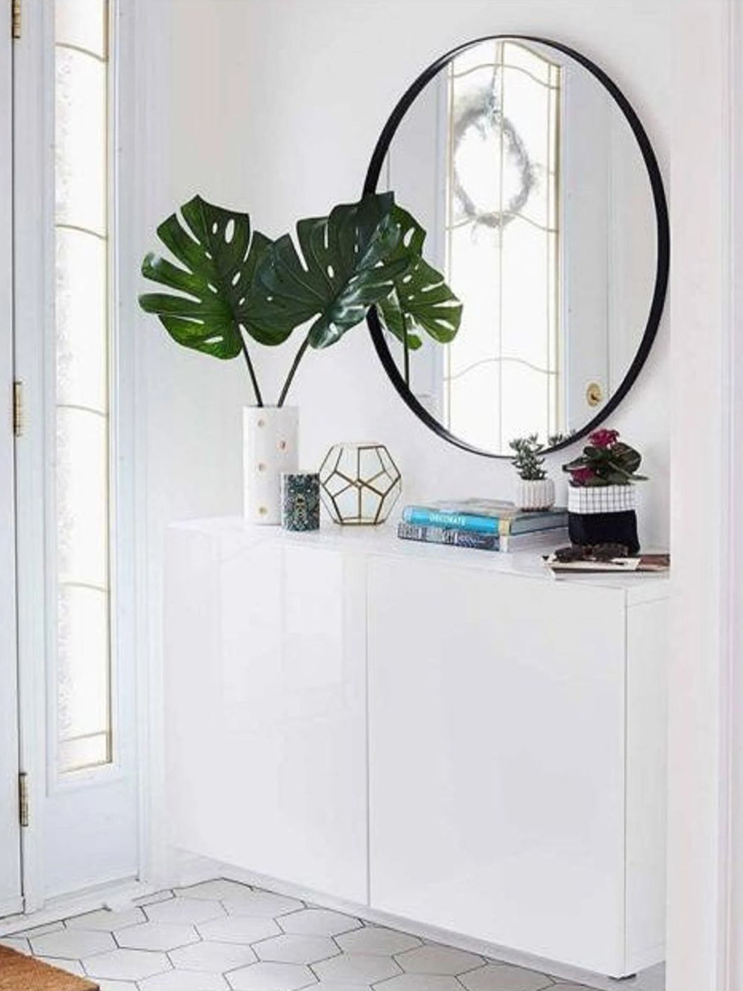 

THE HANDMADE FLAIR Black Decorative Wall Mirror
