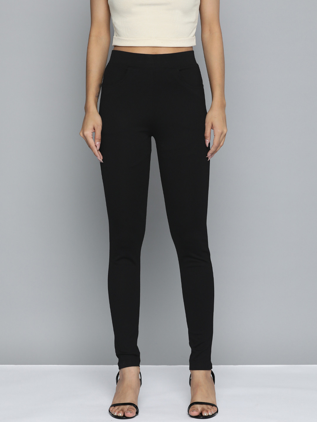 

HERE&NOW Women Mid-Rise Slim-Fit Strechable Treggings, Black
