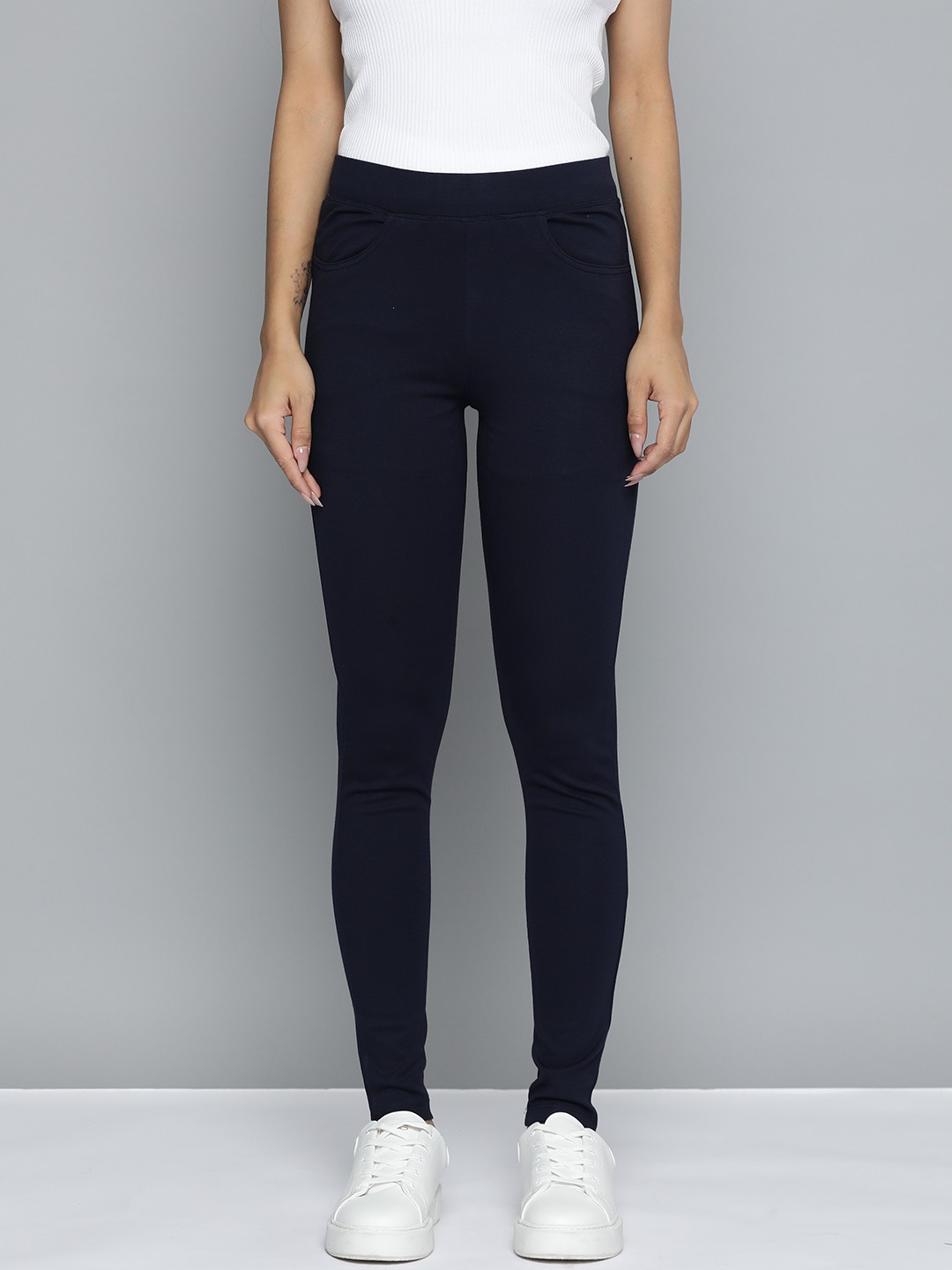 

HERE&NOW Women Mid-Rise Slim-Fit Strechable Treggings, Navy blue