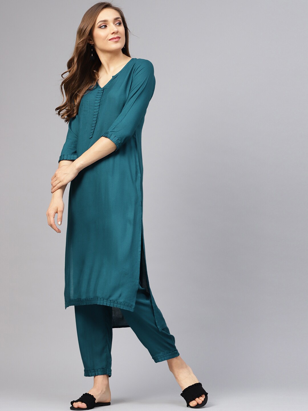 

Idalia Pleated Notched Neck Kurta with Trousers, Teal