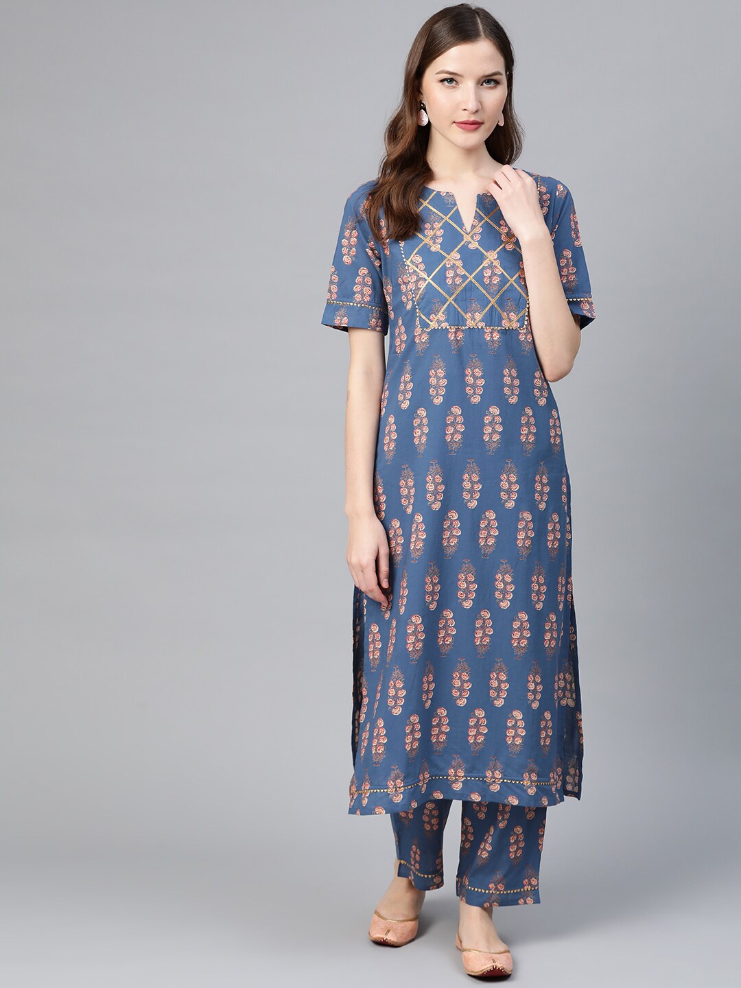 

Idalia Floral Printed Gotta Patti Pure Cotton Kurta with Trousers, Navy blue