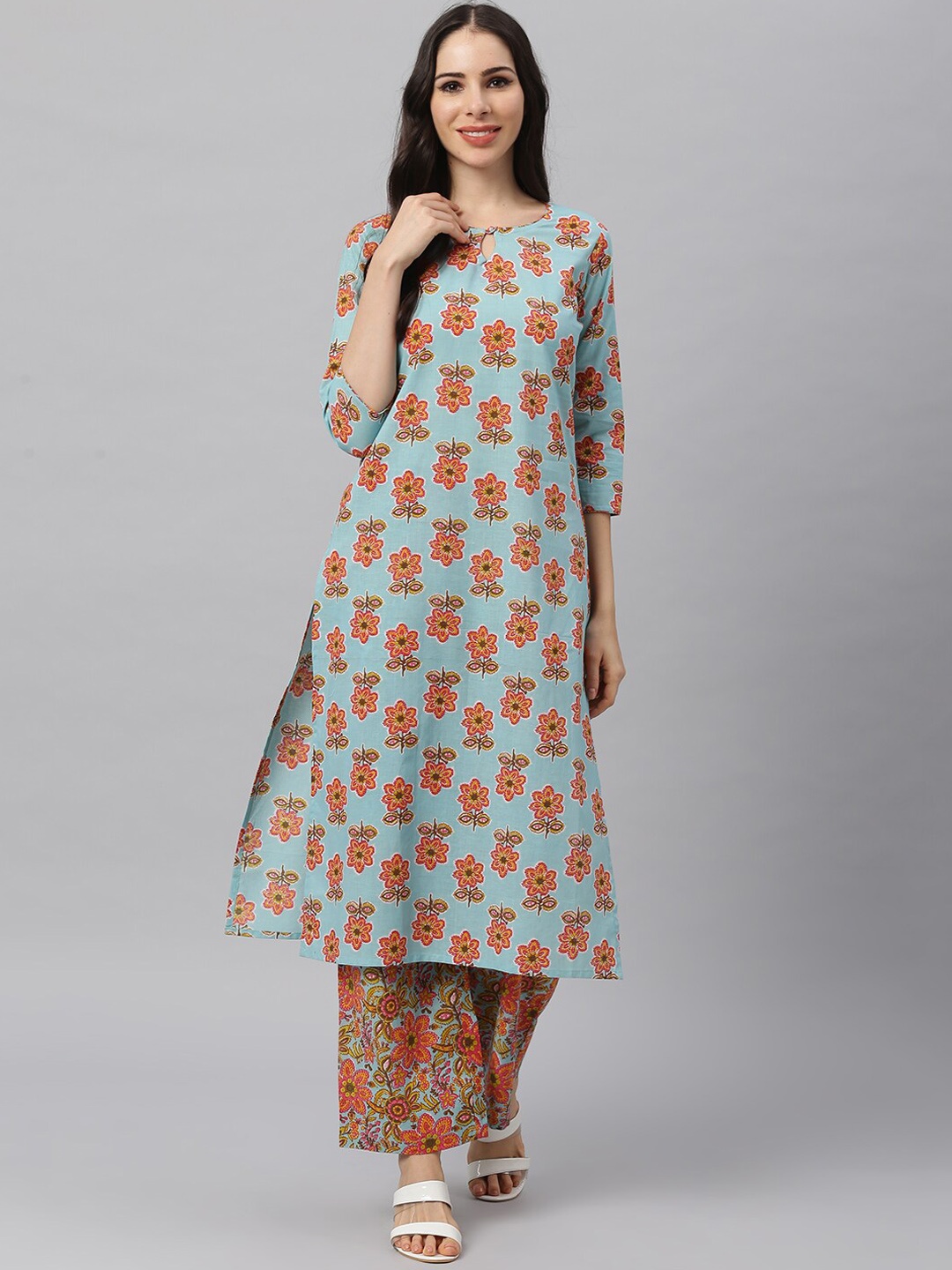 

IdaliaFloral Printed Keyhole Neck Pure Cotton Kurta With Palazzos, Turquoise blue