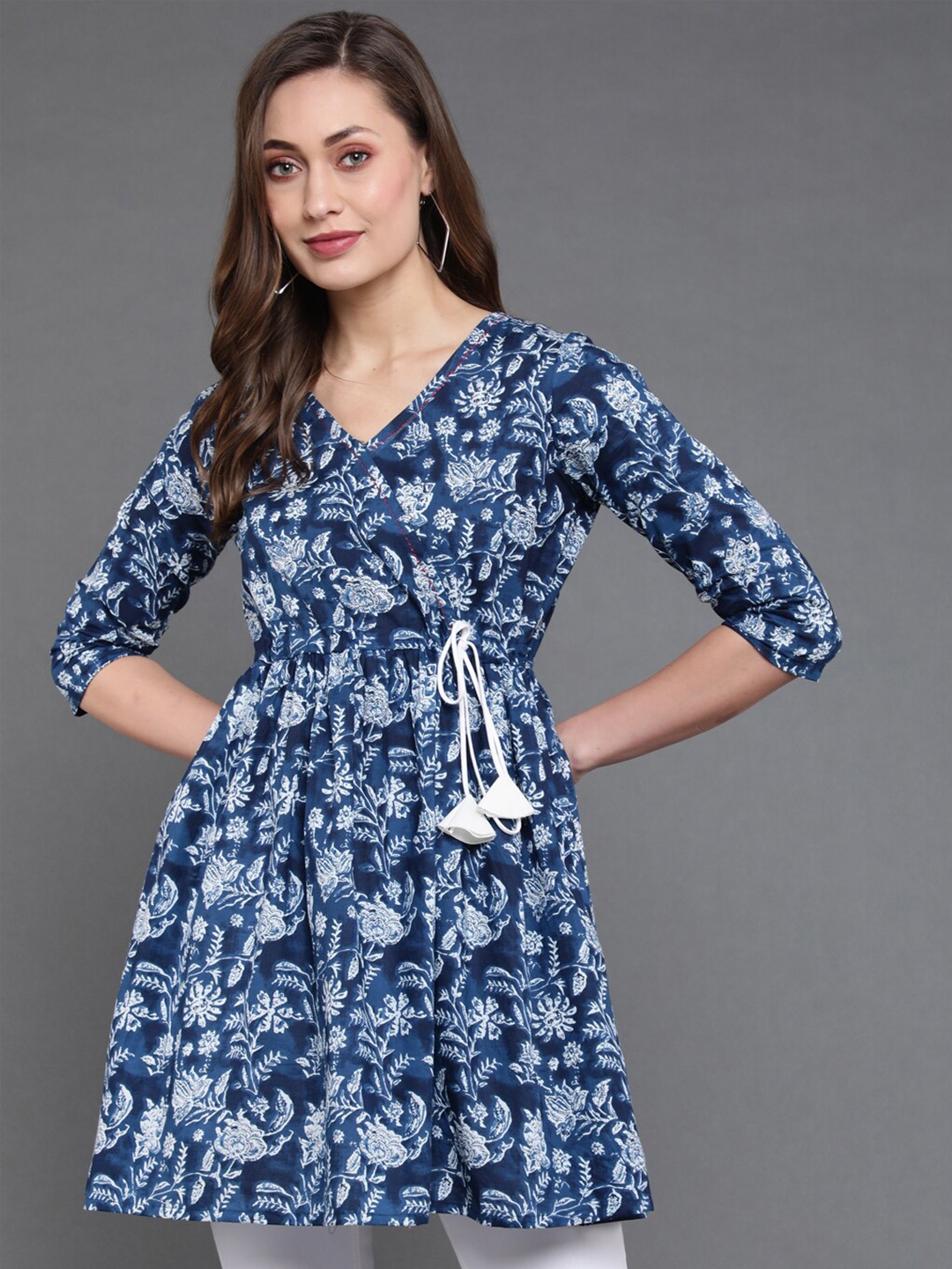 

antaran Floral Printed Cotton Longline Wrap Top, Blue