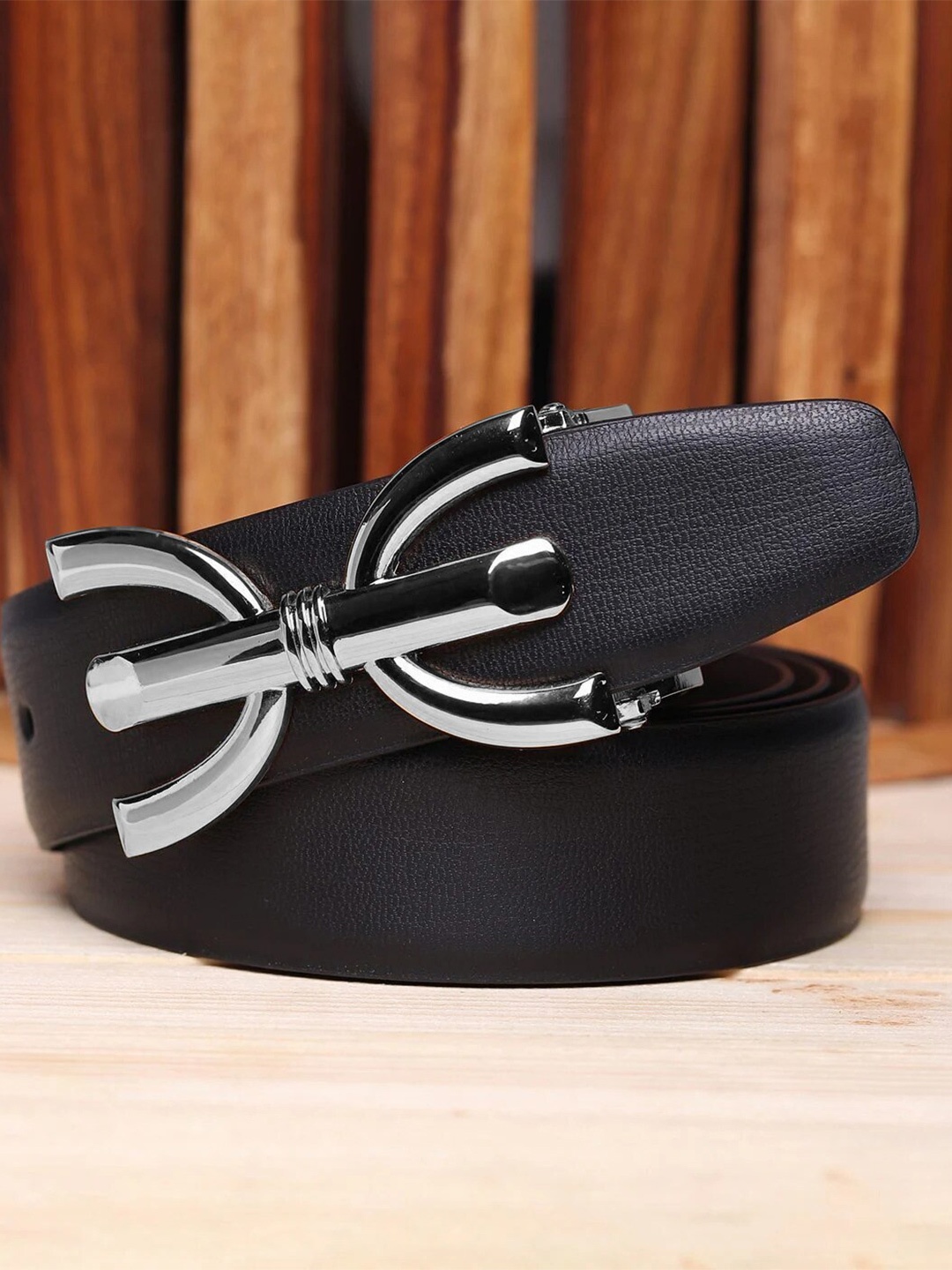 

Roadster Men Textured Interlock Belt, Black