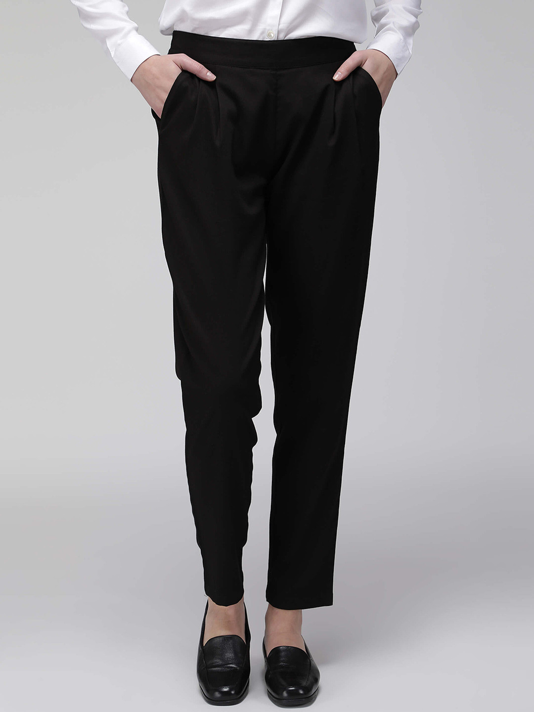 

IDK Women Mid-Rise Classic Slim Fit Pleated Trousers, Black