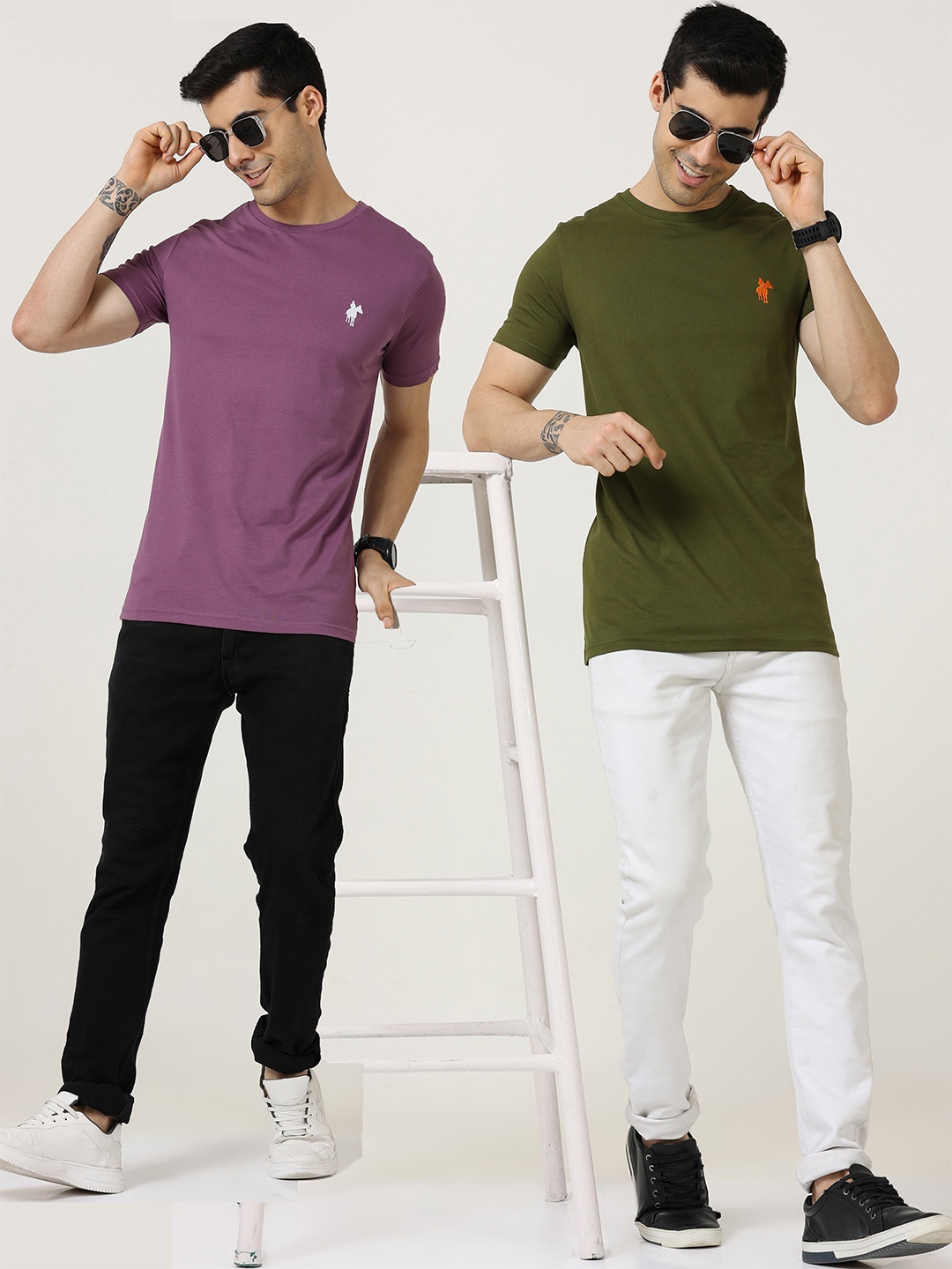 

Masculino Latino Pack Of 2 Cotton Casual T-Shirts, Lavender