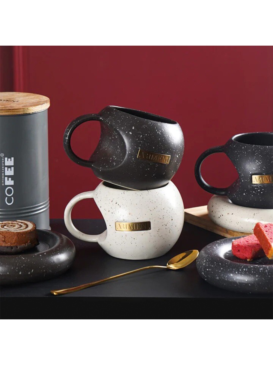 

THE ARTMENT White 2 Pieces Ceramic Glossy Cups & Saucers 460 ml Each
