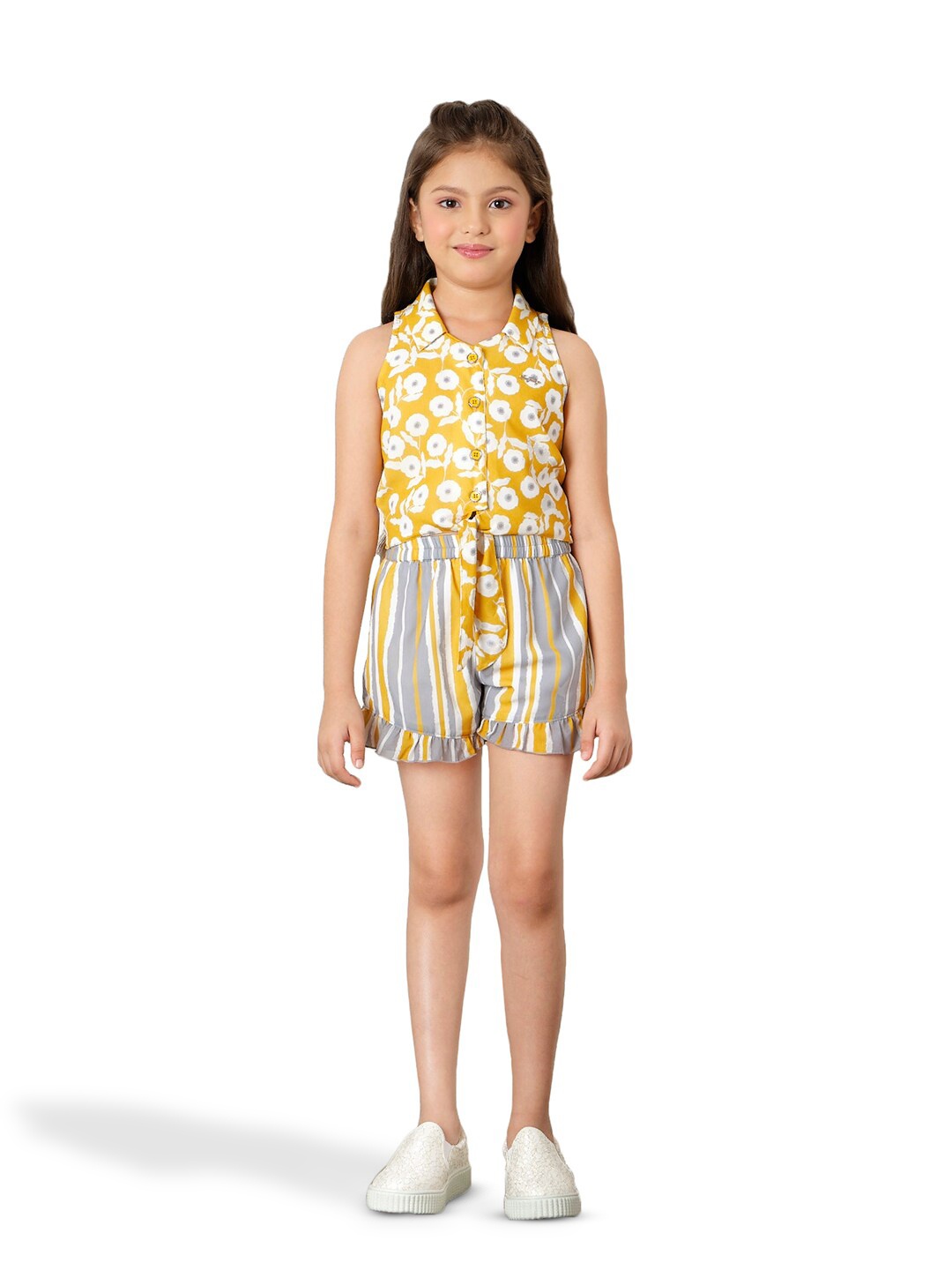 

Tiny Baby Girls Printed Shirt Collar Sleeveless Top with Shorts, Yellow