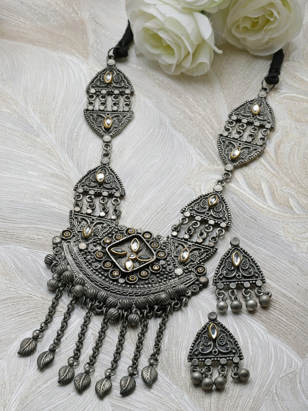 

Moedbuille Silver-Plated Crystal-Studded Oxidised Jewellery Set