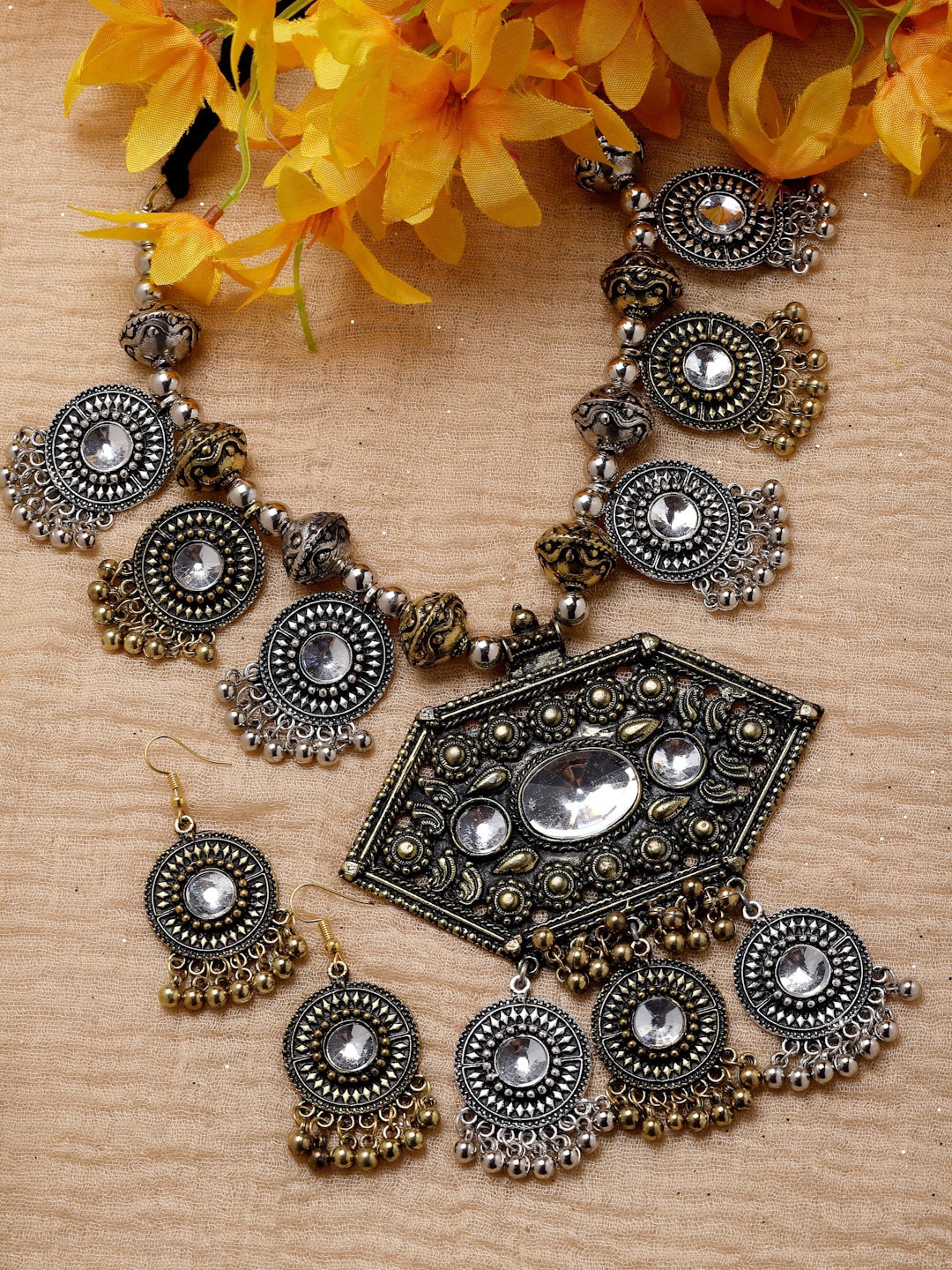

Moedbuille Oxidised Gold-Plated Crystral-Studded & Beaded Jewellery Set