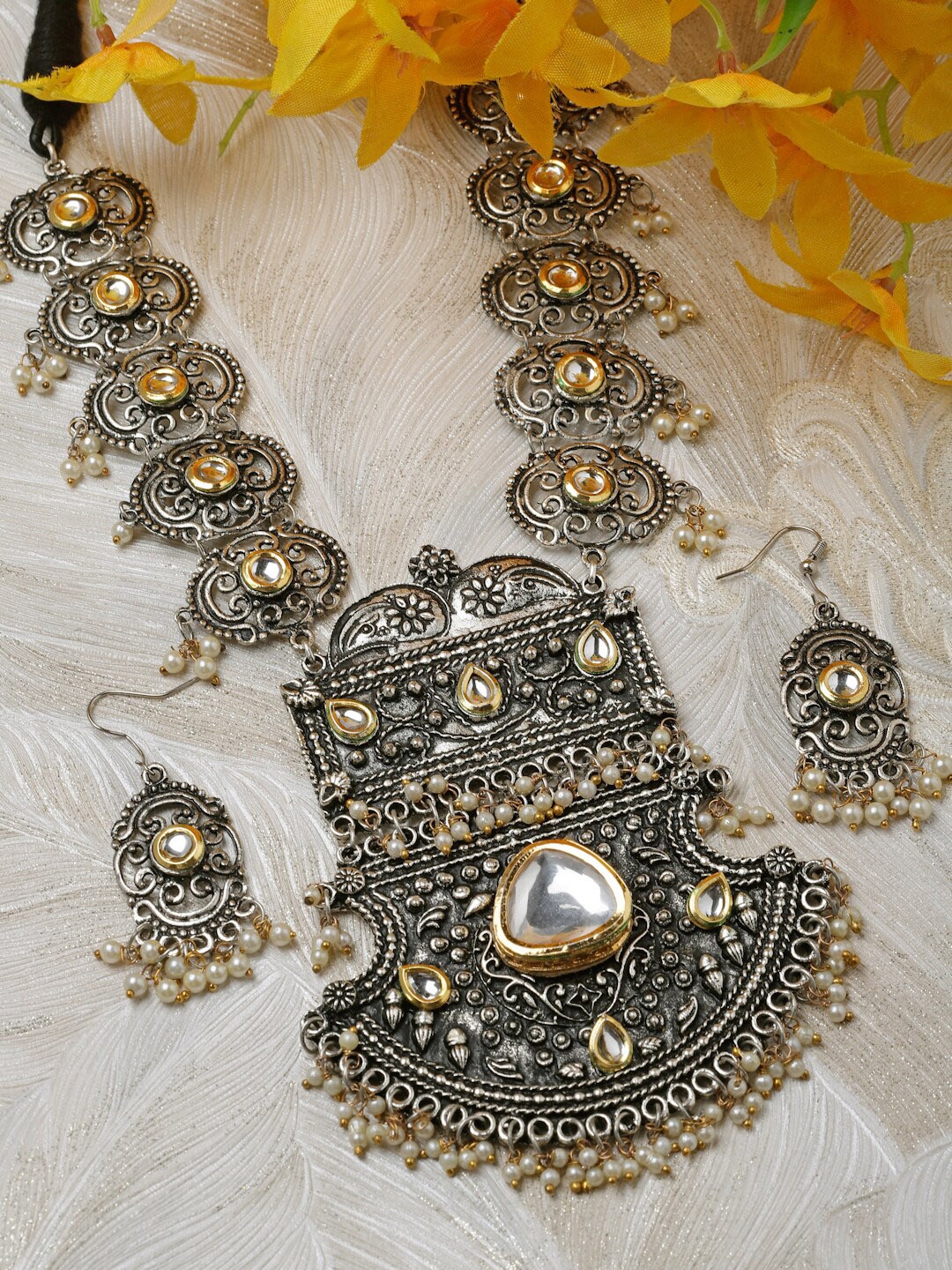 

Moedbuille Silver-Plated Crystal-Studded Antique Oxidised Jewellery Set