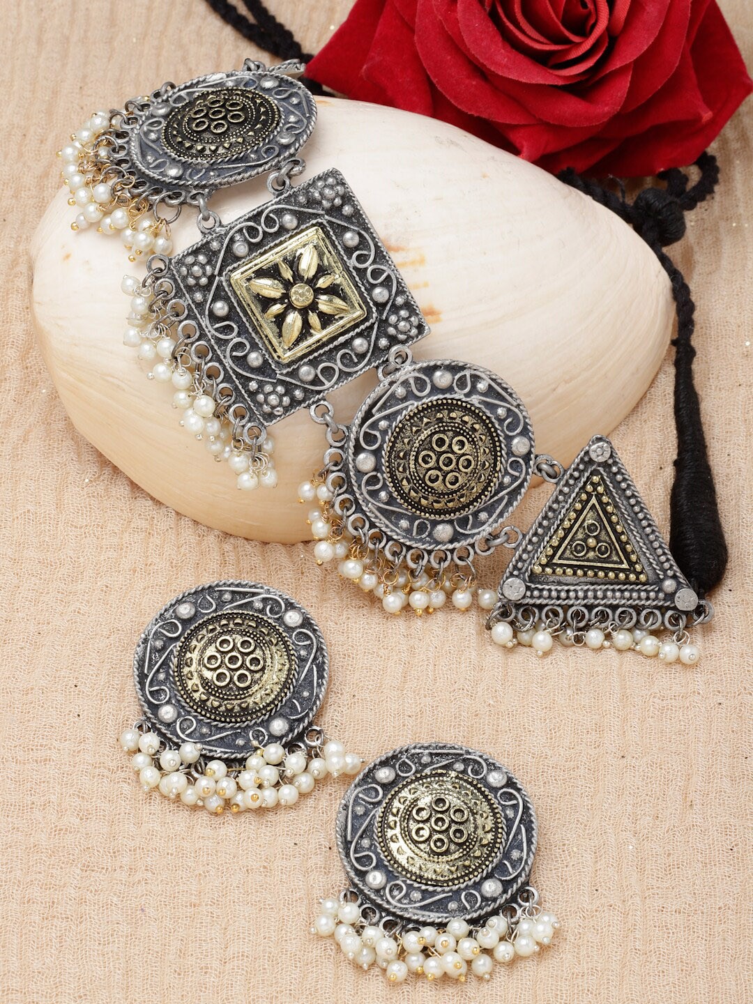 

Moedbuille Silver-Plated Artificial Beaded Jewellery Set