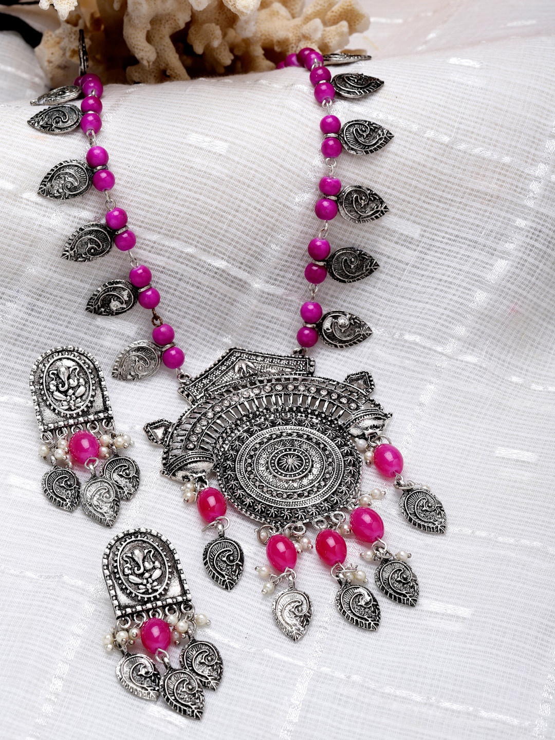 

Moedbuille Silver-Plated Artificial Beaded Jewellery Set
