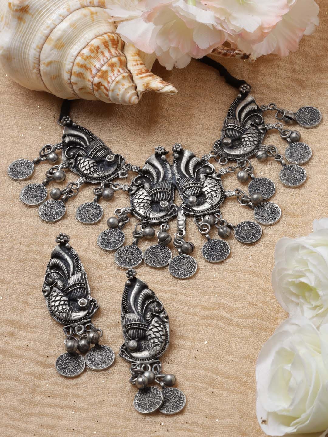 

Moedbuille Silver-Plated Tasselled Temple Jewellery Set