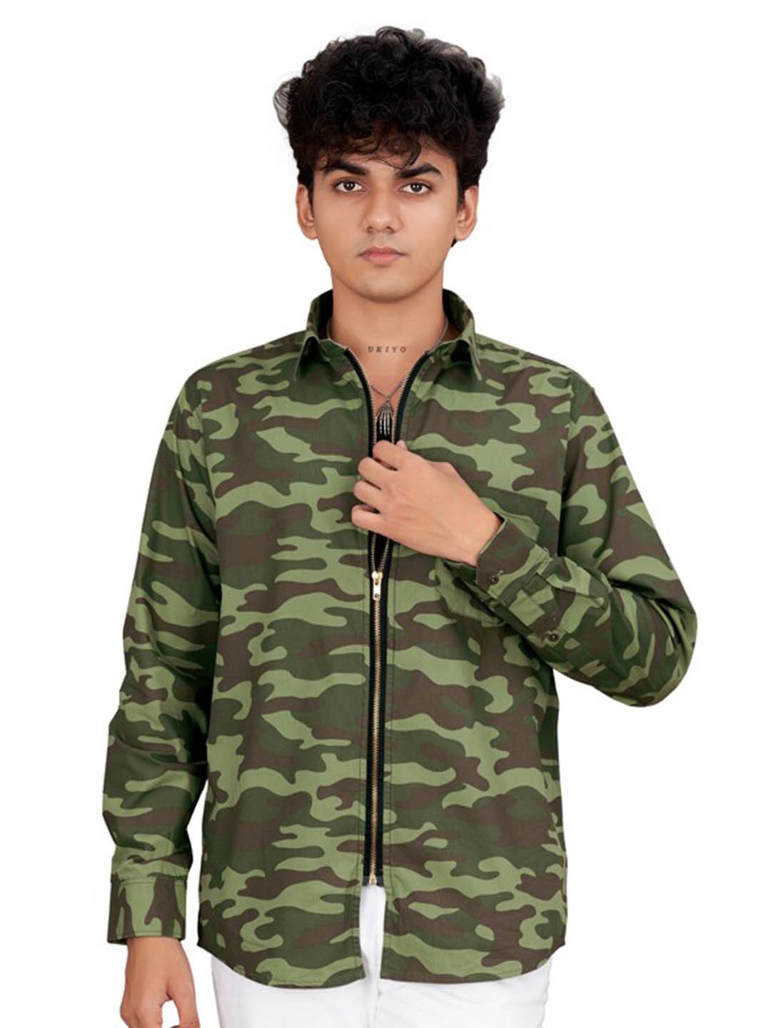 

FRENCH CROWN Standard Camouflage Printed Casual Shirt, Green