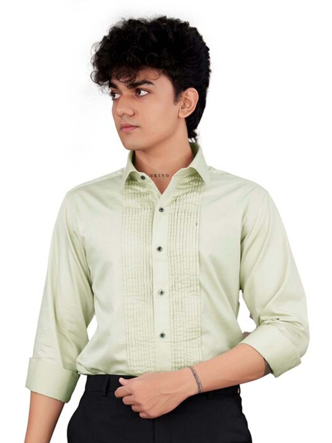 

FRENCH CROWN Standard Fit Spread Collar Cotton Formal Shirt, Green