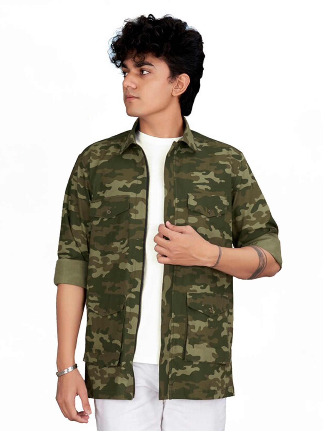 

FRENCH CROWN Standard Fit Camouflage Printed Twill Cotton Casual Shirt, Green