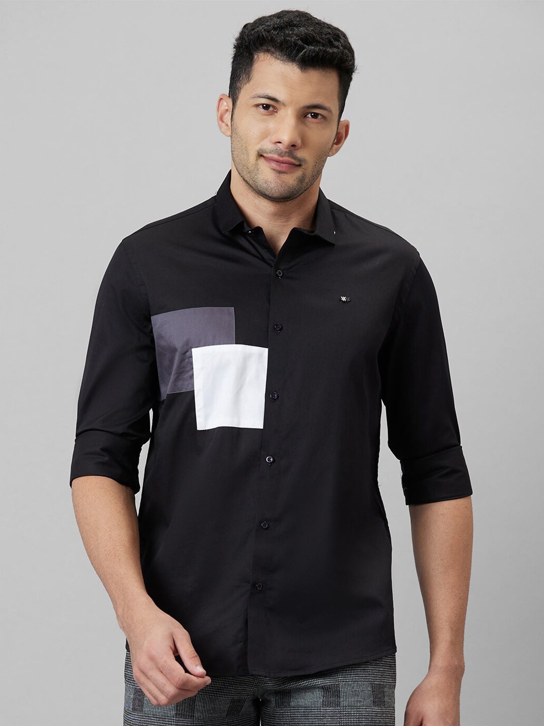 

WHITE HANGER Colourblocked Cotton Linen Casual Shirt, Black