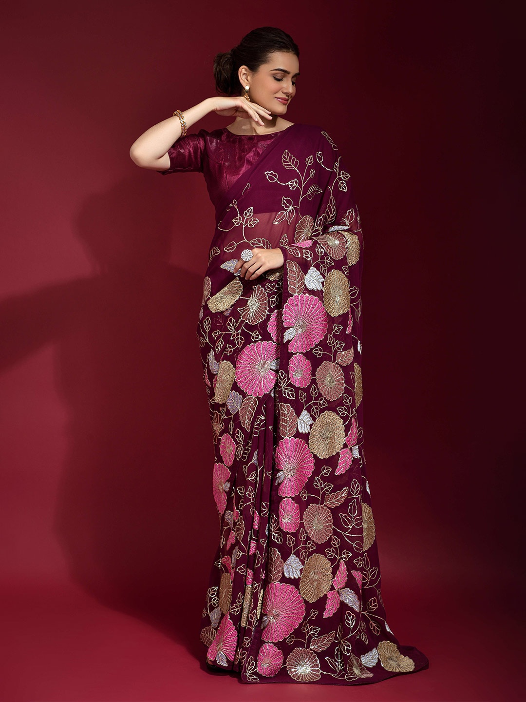 

VEERAX Floral Pure Georgette Saree, Magenta