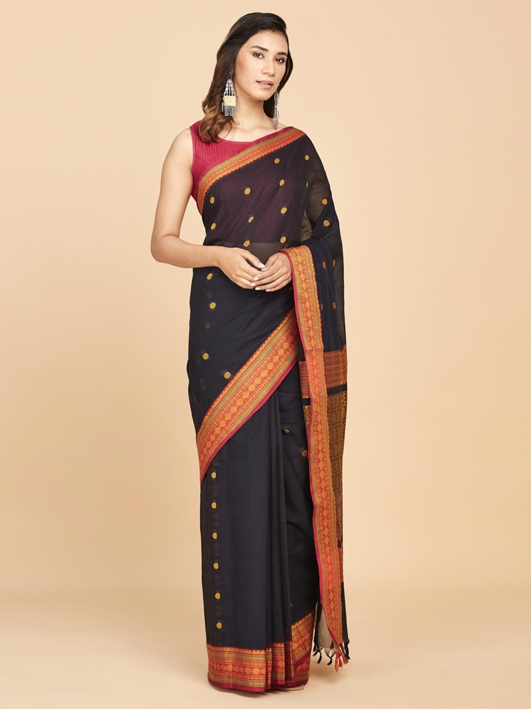 

Fabindia Woven Design Zari Pure Cotton Saree, Black