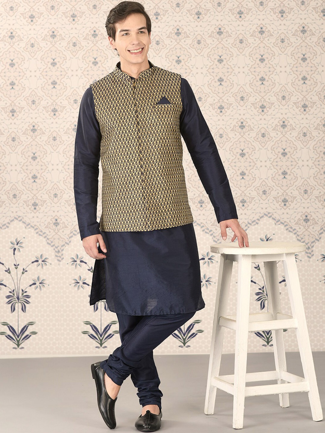 

Ode by House of Pataudi Navy Blue Mandarin Collar Kurta With Churidar & Nehru Jacket