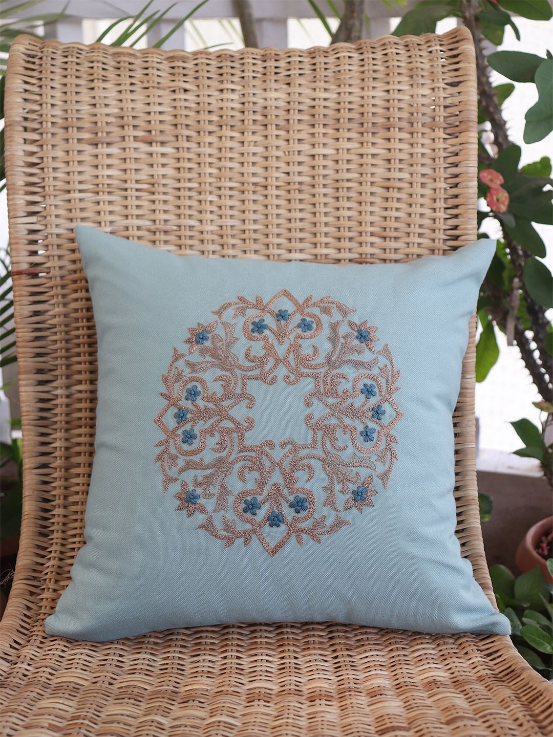

ZEBA Teal & Gold-Toned Cotton Embroidered Square Cushion Covers