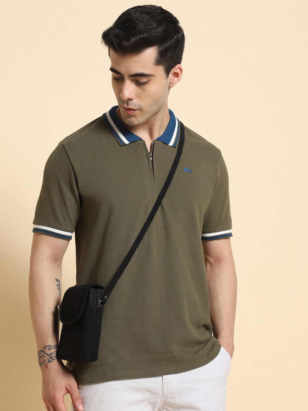 

Dennis Lingo Olive Green Polo Collar Regular Fit T-shirt