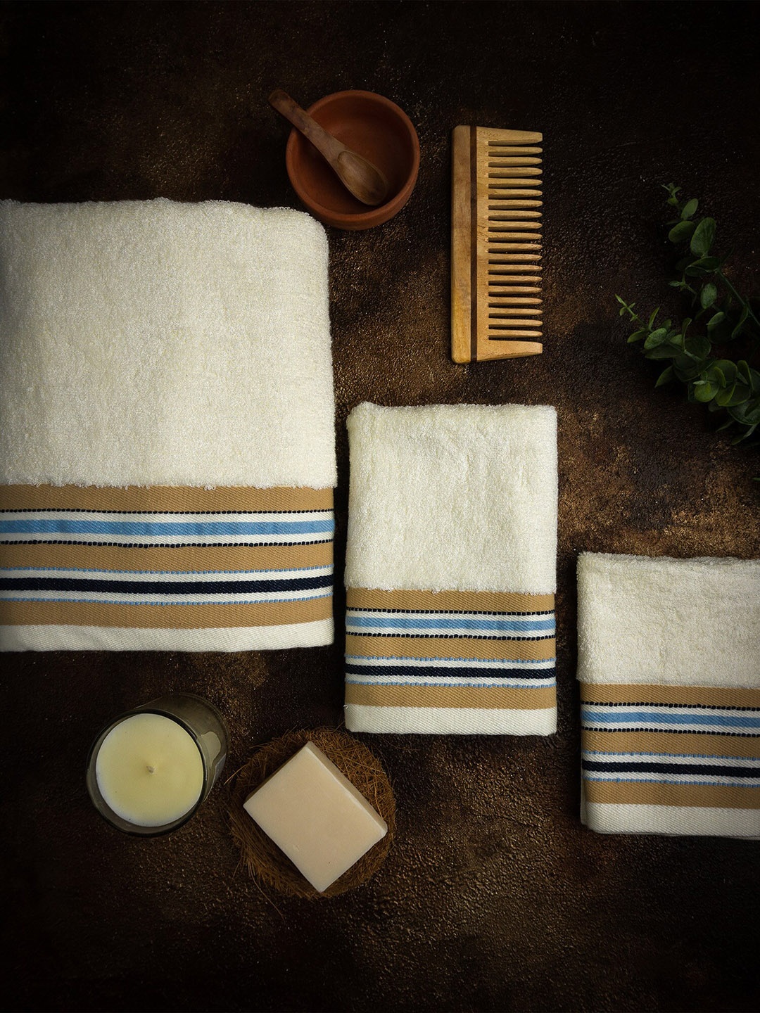 

MUSH White & Black 3 Pieces 600 GSM Bamboo Towel Set