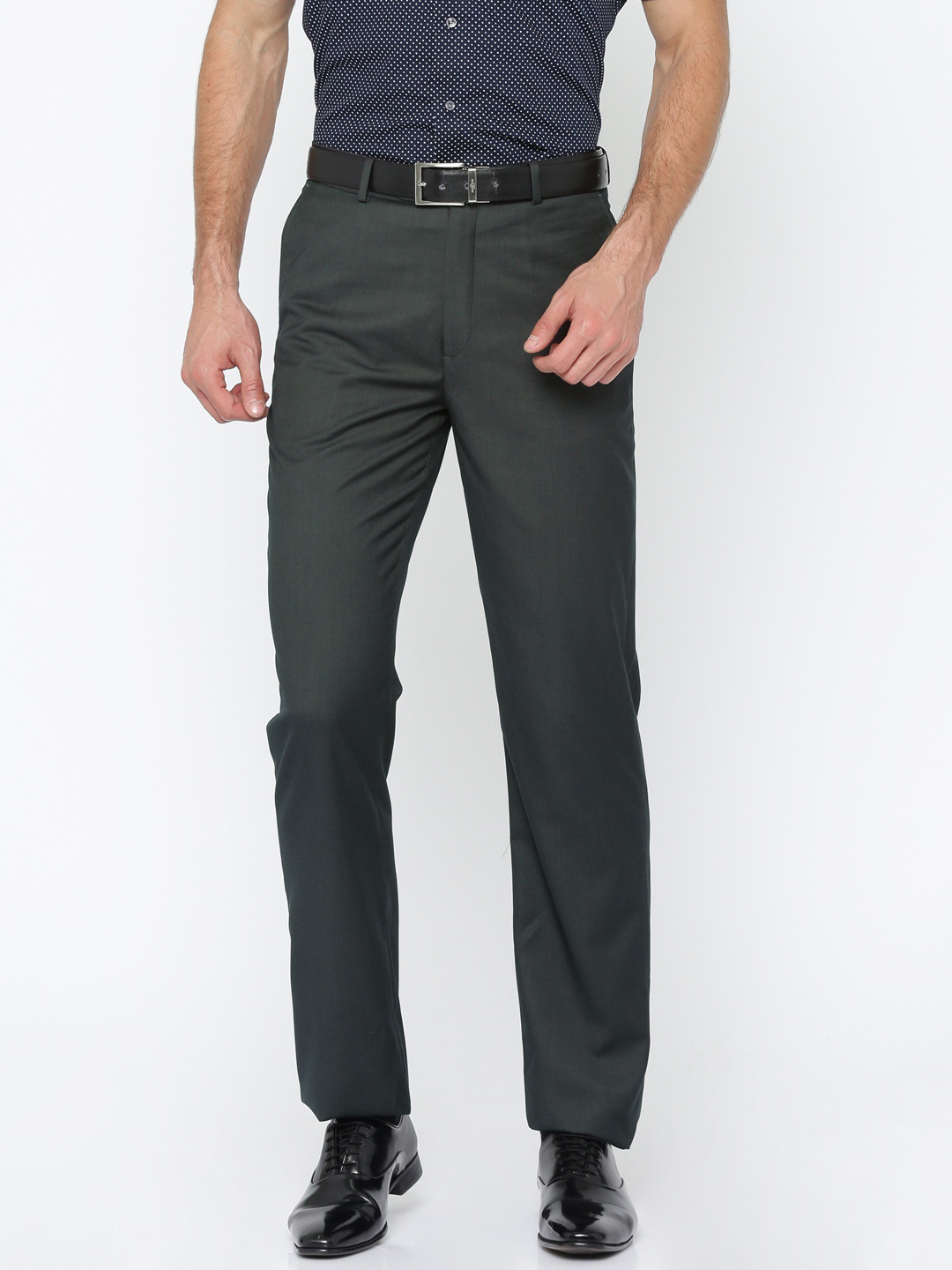 

Wills Lifestyle Men Grey Regular Fit Solid Formal Trousers