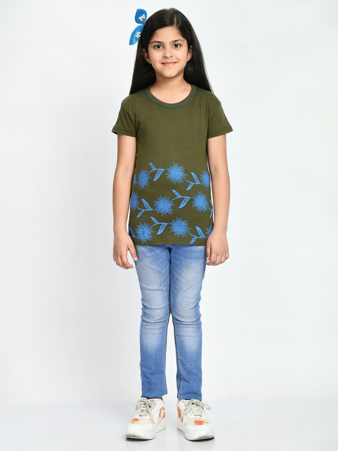 

IndiWeaves Girls Pack Of 5 Printed Pure Cotton T-shirt, Olive