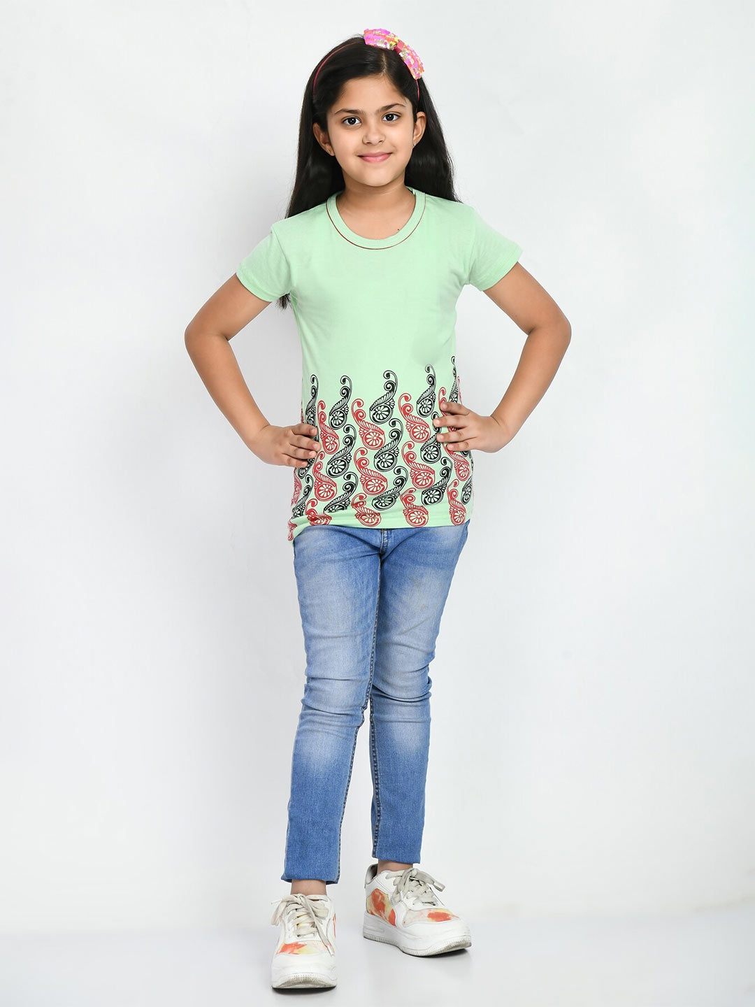 

IndiWeaves Girls Pack Of 2 Floral Printed Pure Cotton T-Shirts, Green
