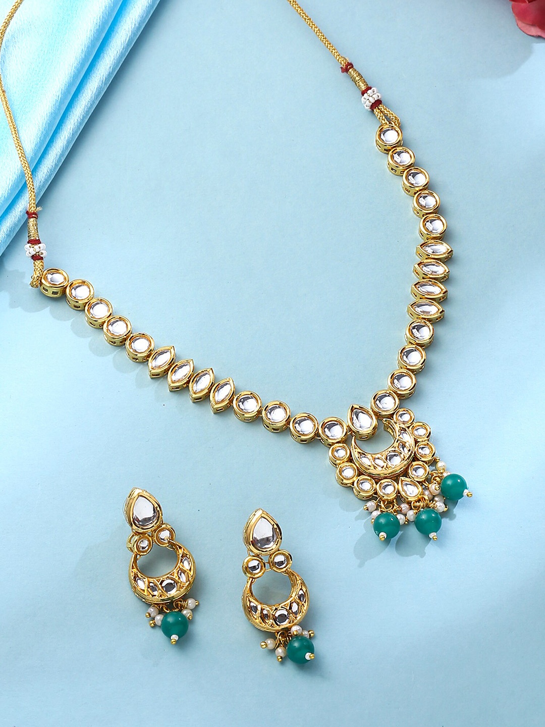 

Yellow Chimes Gold-Plated Kundan-Studded Jewellery Set