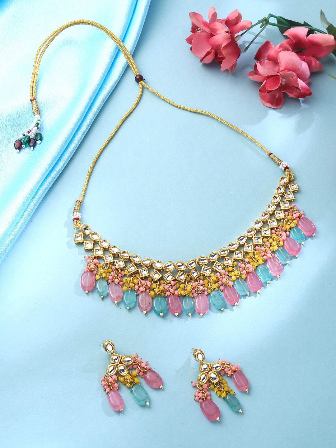 

Yellow Chimes Gold-Plated Kundan-Studded & Beaded Jewellery Set
