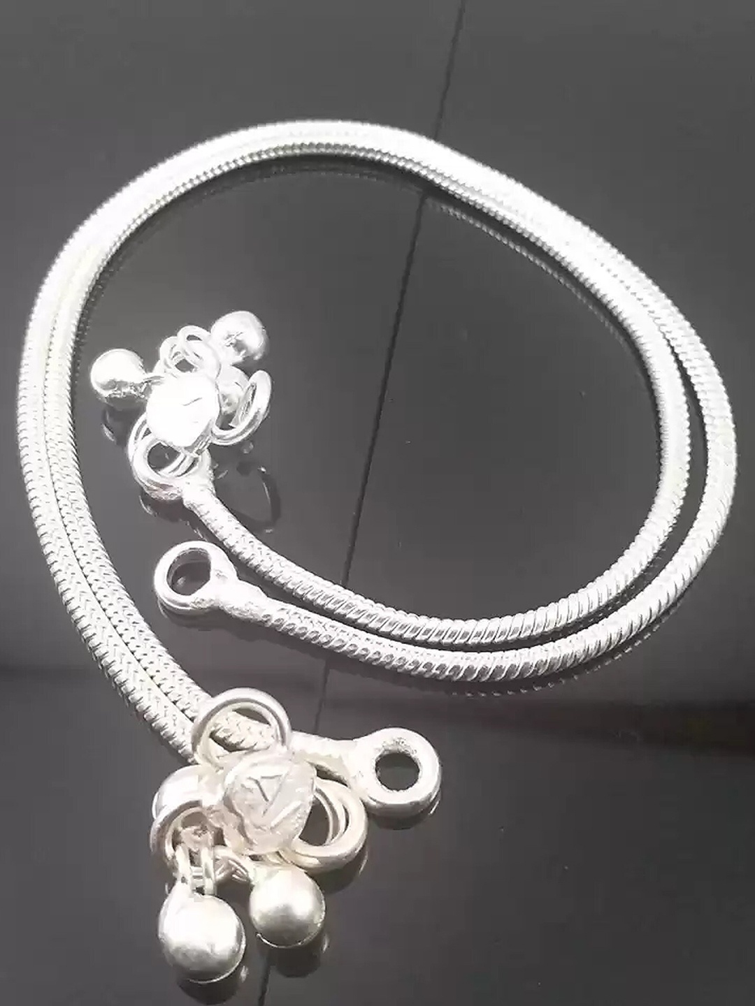 

RUHI COLLECTION Set Of 2 Silver-Plated Intricate Textured Anklets