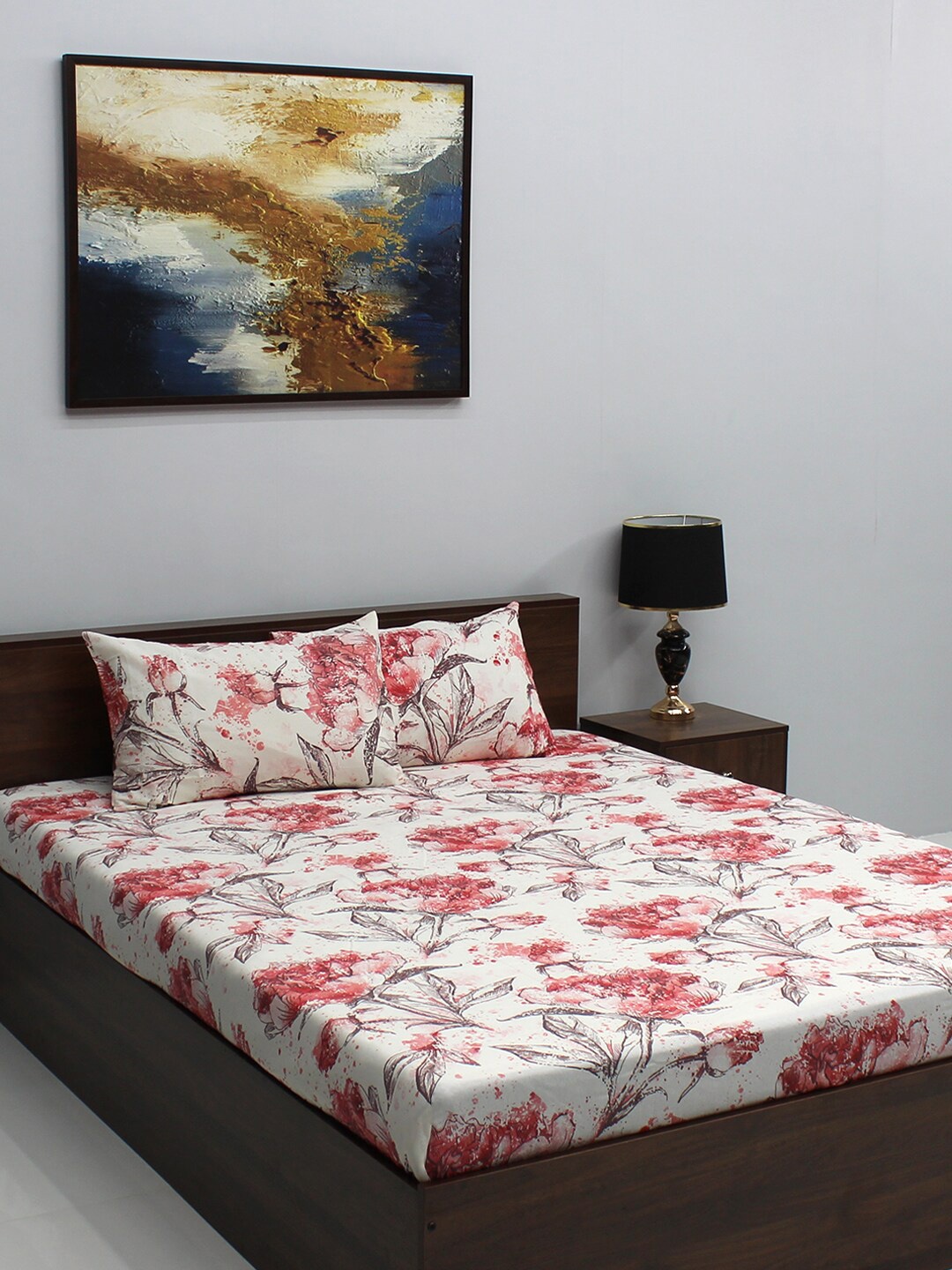 

BOMBAY DYEING Marigold White & Red Floral 100 TC Cotton Queen Bedsheet & 2 Pillow Covers