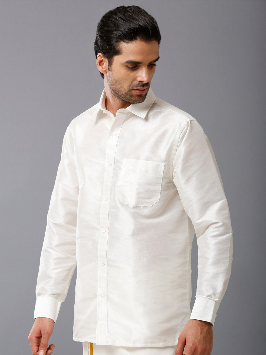

Khoday Williams Classic Spread Collar Casual Shirt, Off white