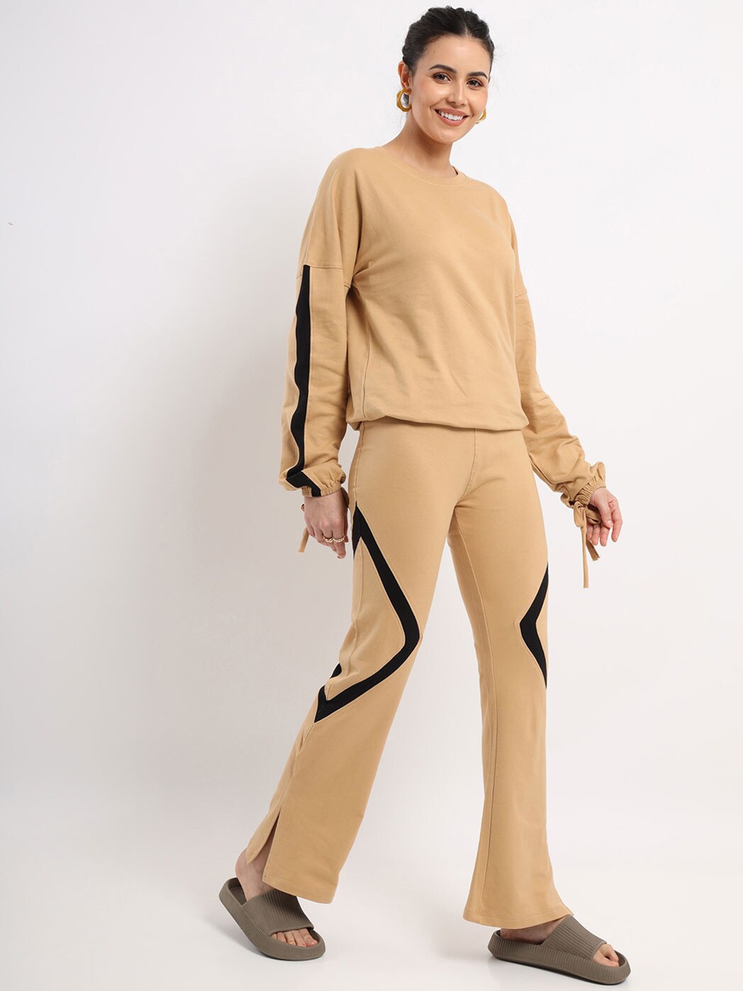 

NOBERO Women Top With Trousers Co-Ords, Cream
