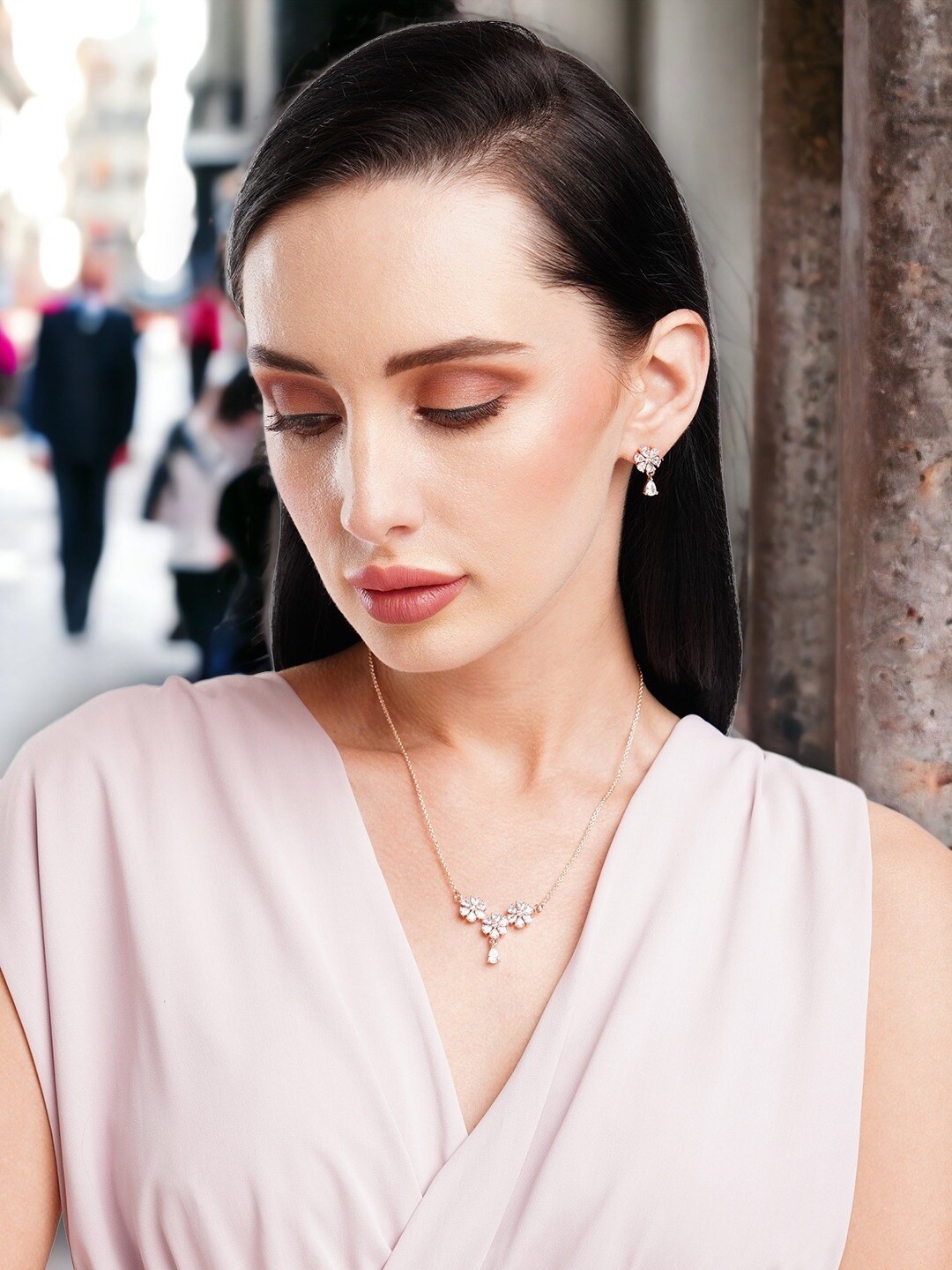

HOT AND BOLD Gold-Plated CZ Studded Jewellery Set
