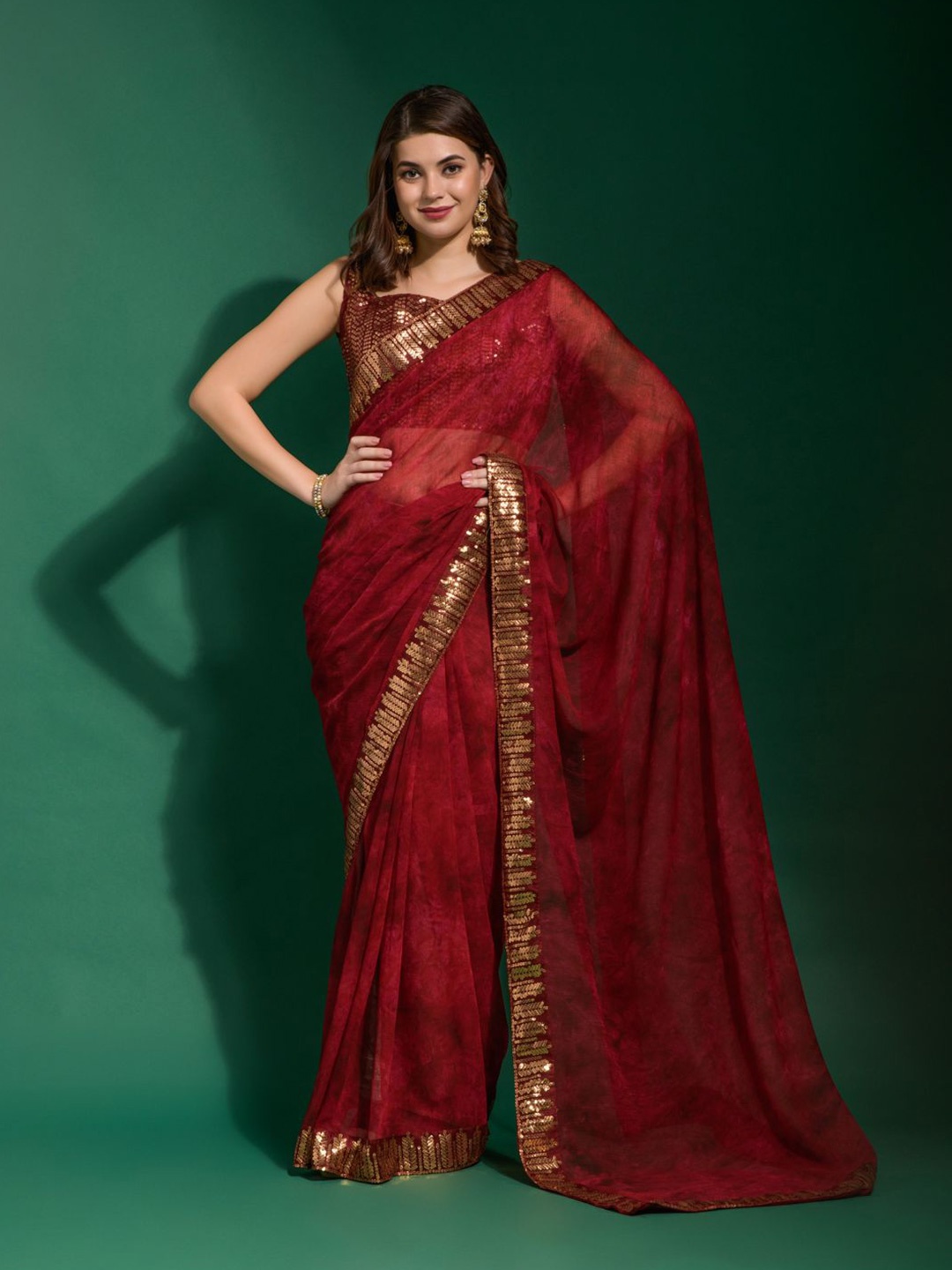 

VEERAX Tie and Dye Sequinned Pure Georgette Saree, Red