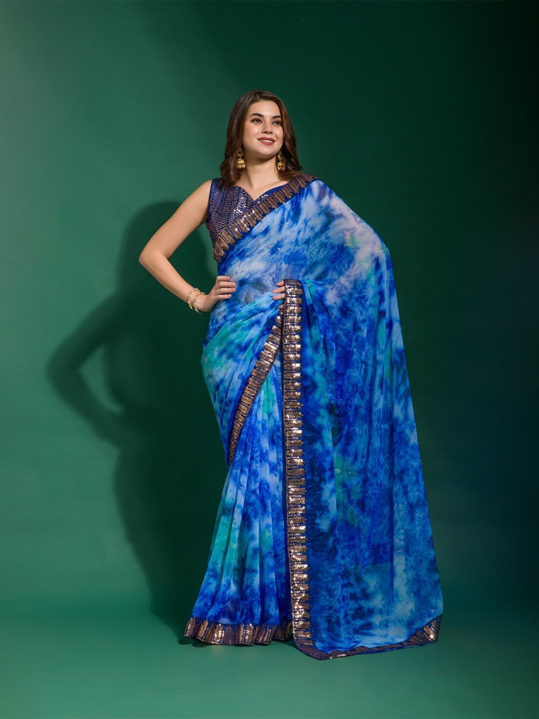 

VEERAX Tie and Dye Sequinned Pure Georgette Saree, Blue