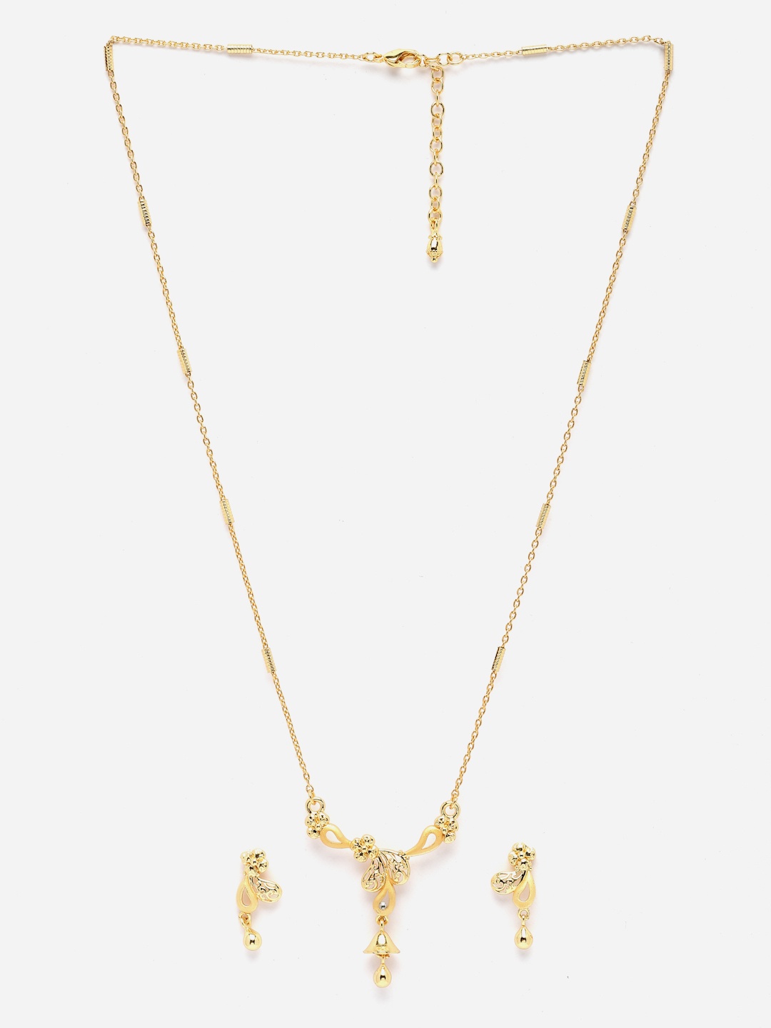 

Aazeen Gold-Plated Jewellery Set