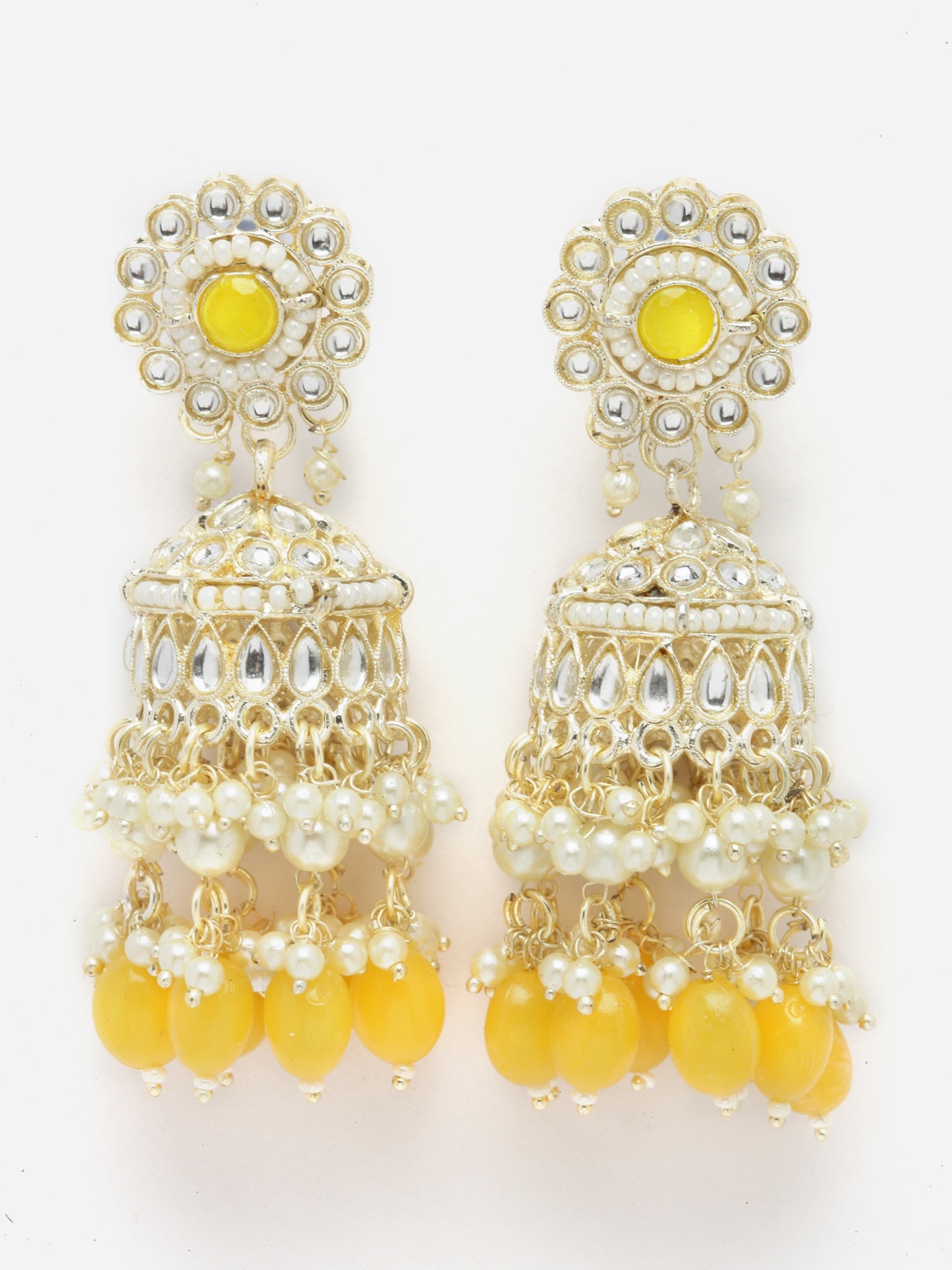 

Aazeen Gold-Plated Dome Shaped Kundan And Beaded Jhumkas Earrings