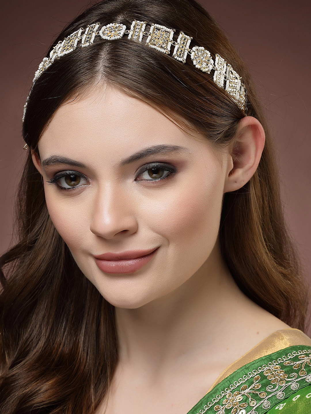 

Aazeen Gold-Plated Kundan Studded & Beaded Head Jewellery