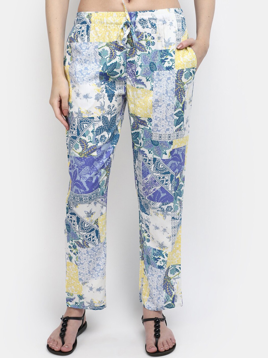 

V-Mart Women Floral Printed Mid Rise Trousers, White