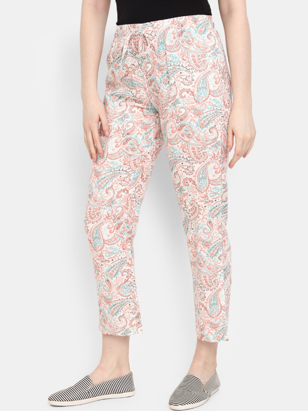 

V-Mart Women Ethnic Motifs Printed Mid Rise Trousers, White