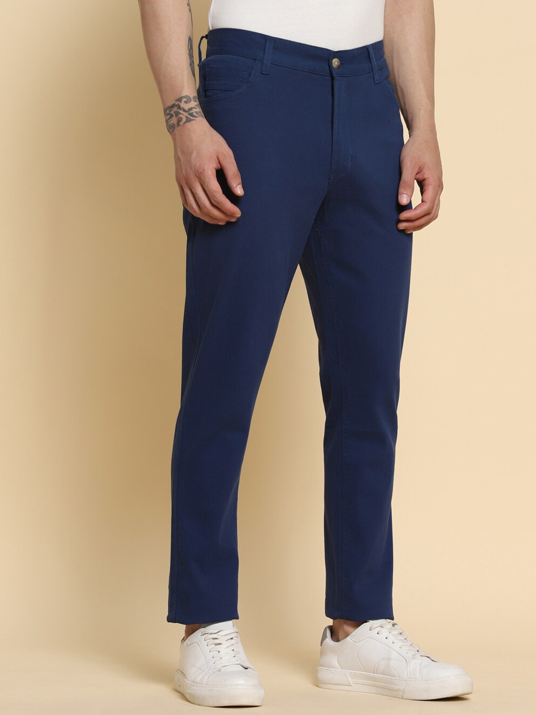 

Dennis Lingo Men Comfort Mid Rise Plain Slim Fit Chinos Trousers, Blue