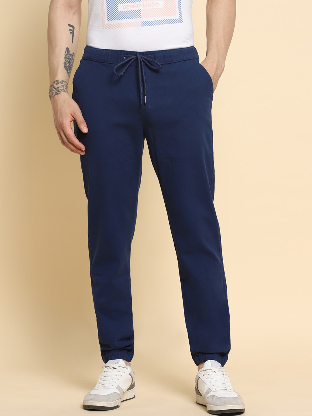 

Dennis Lingo Men Comfort Mid Rise Plain Slim Fit Joggers Trousers, Navy blue