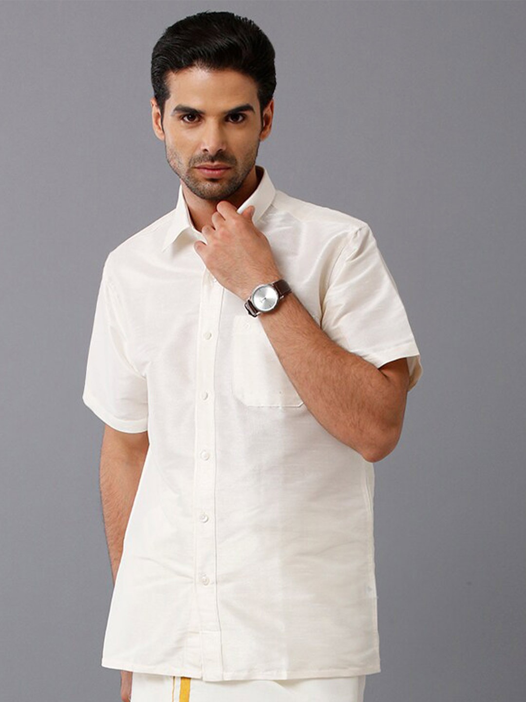 

Khoday Williams Classic Spread Collar Casual Shirt, Off white