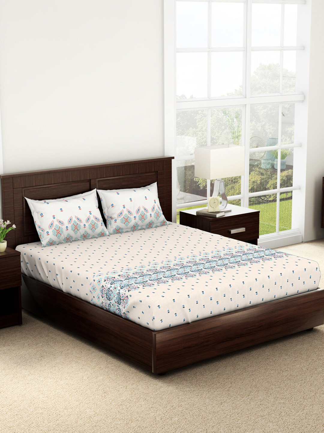 

SPACES Reagalis Cream-Coloured Printed 140 TC Cotton Queen Bedsheet & 2 Pillow Covers