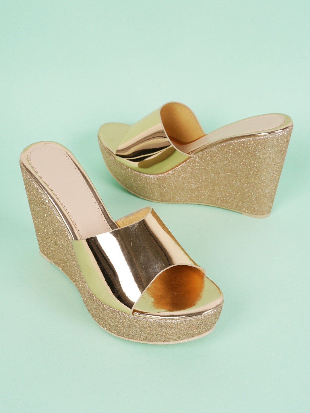 

Walkfree Embellished Wedge Heels, Gold